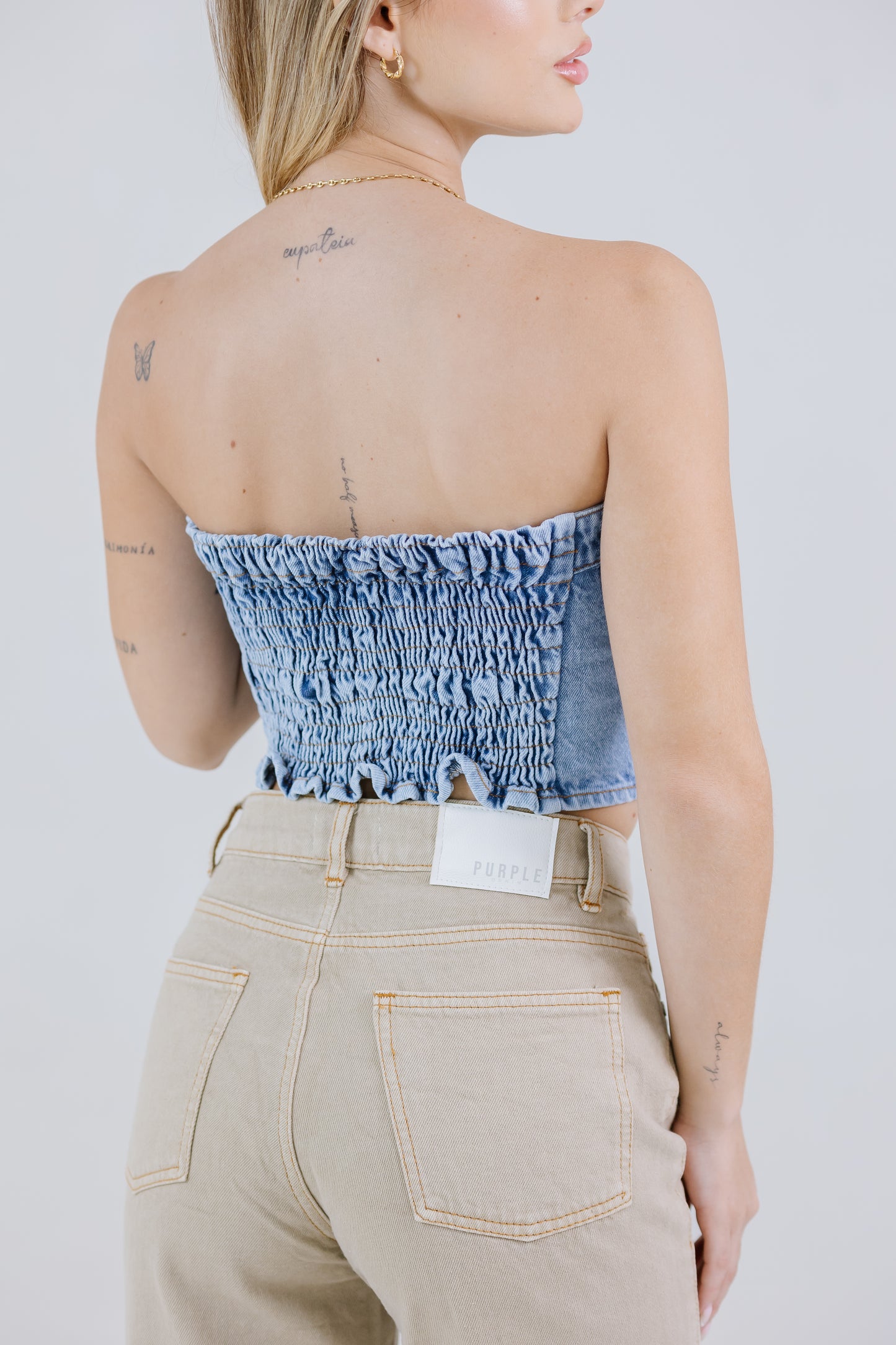 CROP TOP BOTONES DOBLAJE LIGHT BLUE