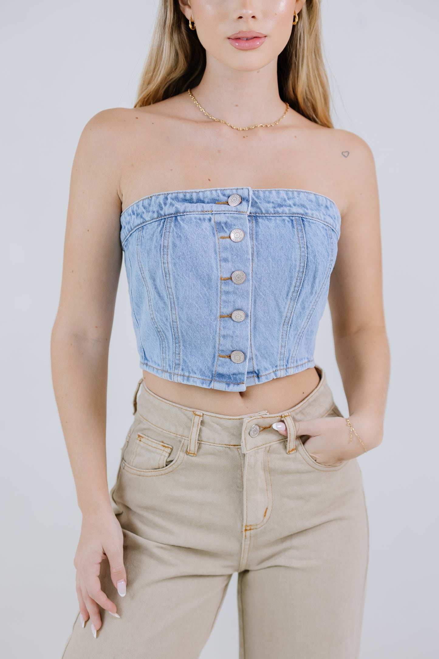 CROP TOP BOTONES DOBLAJE LIGHT BLUE