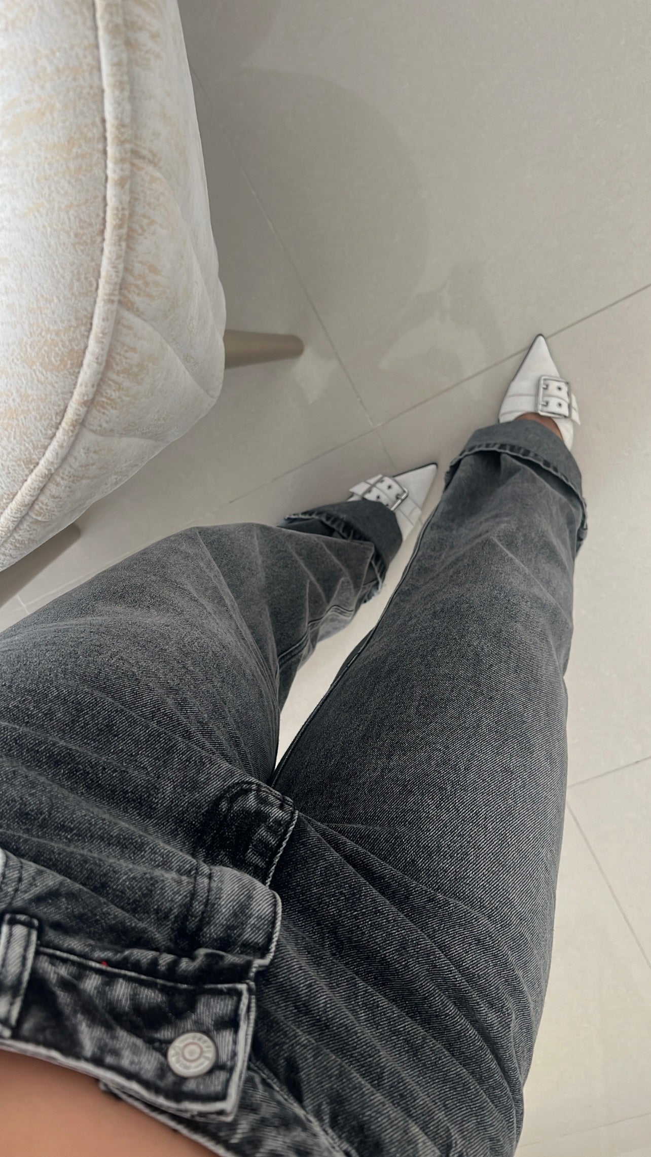 WIDE DARK GRAY
